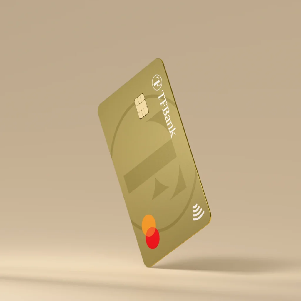 Goldene TF Mastercard Gold mit Chip und Kontaktlos-Symbol